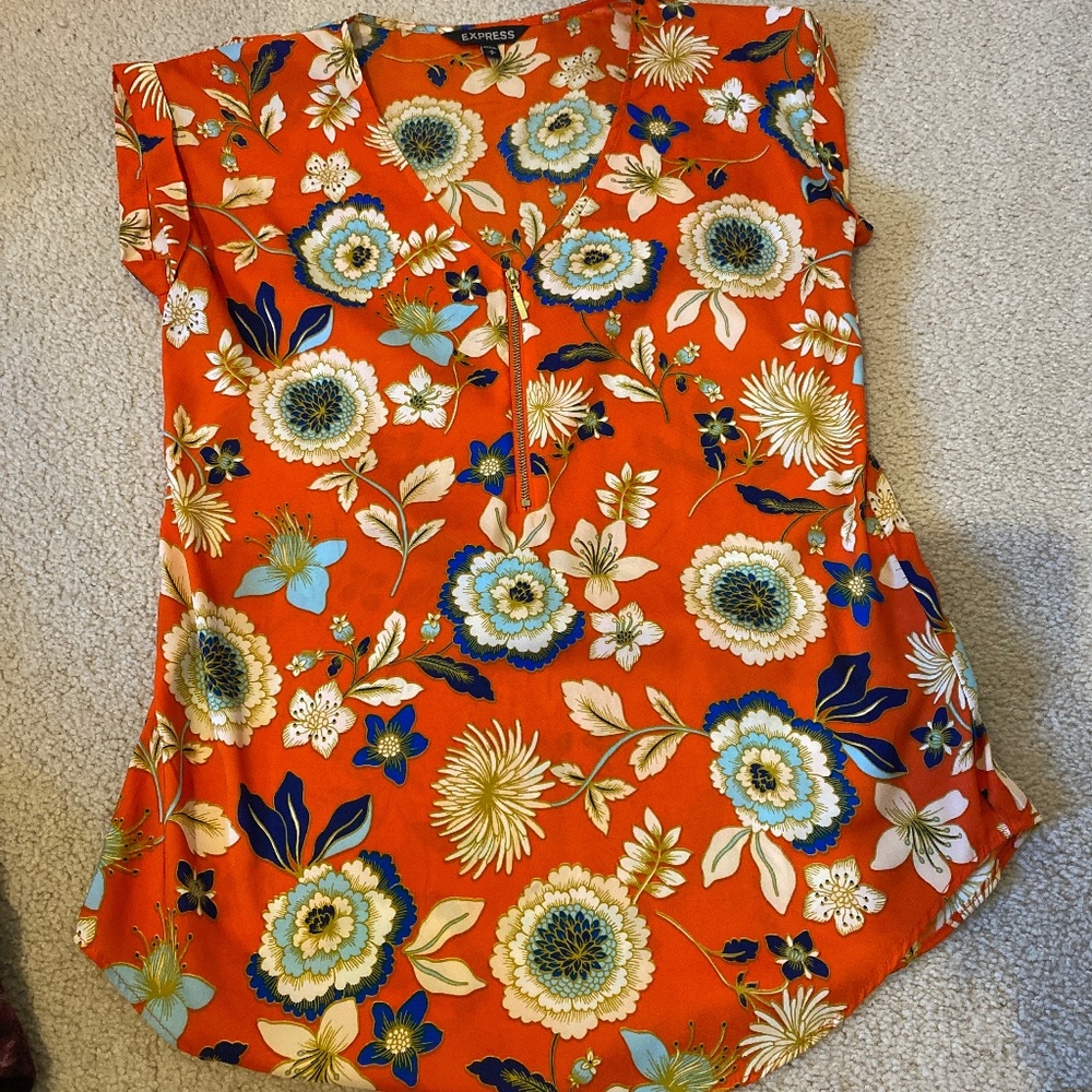 Women’s Blouse